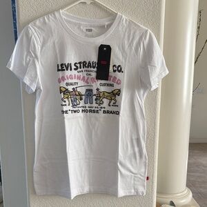 Levi's White Graphic 'Two Horse' Logo Tee